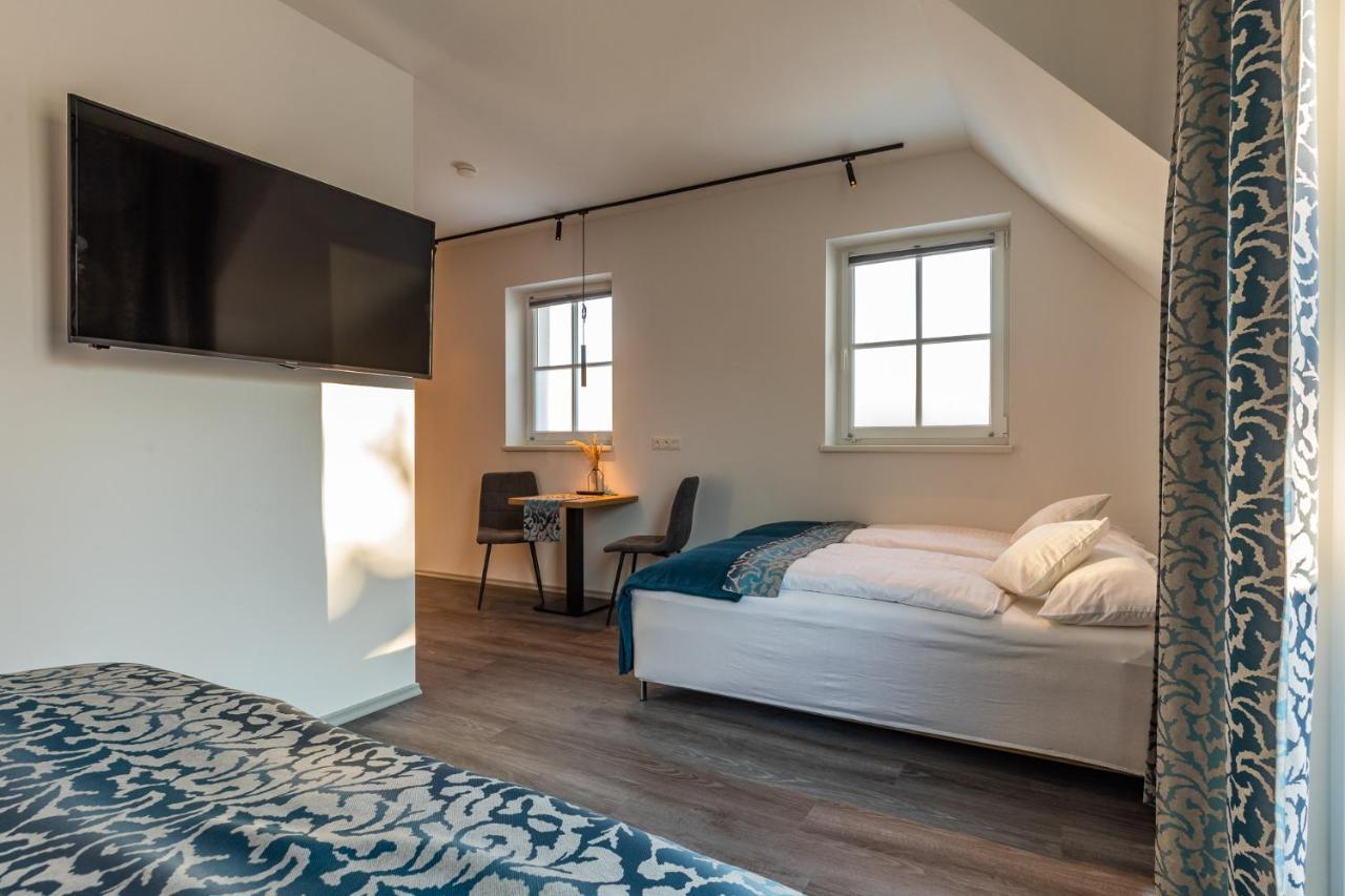 Lichti'S Rooms & Appartements Aspang Markt Exterior photo
